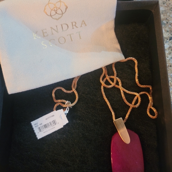 Brand new Inez - Picture 2 of 4